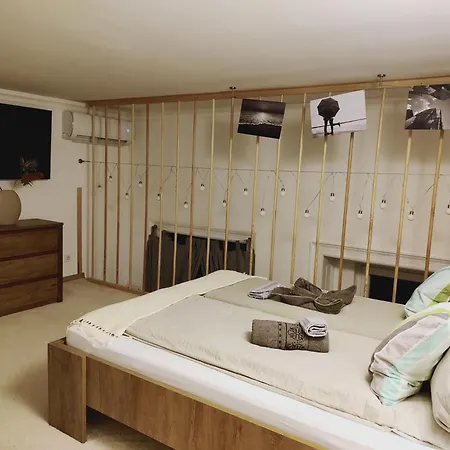 Garage Gratis Deluxe Apartament