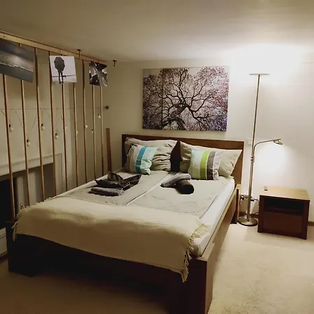 Garage Gratis Deluxe Lägenhet